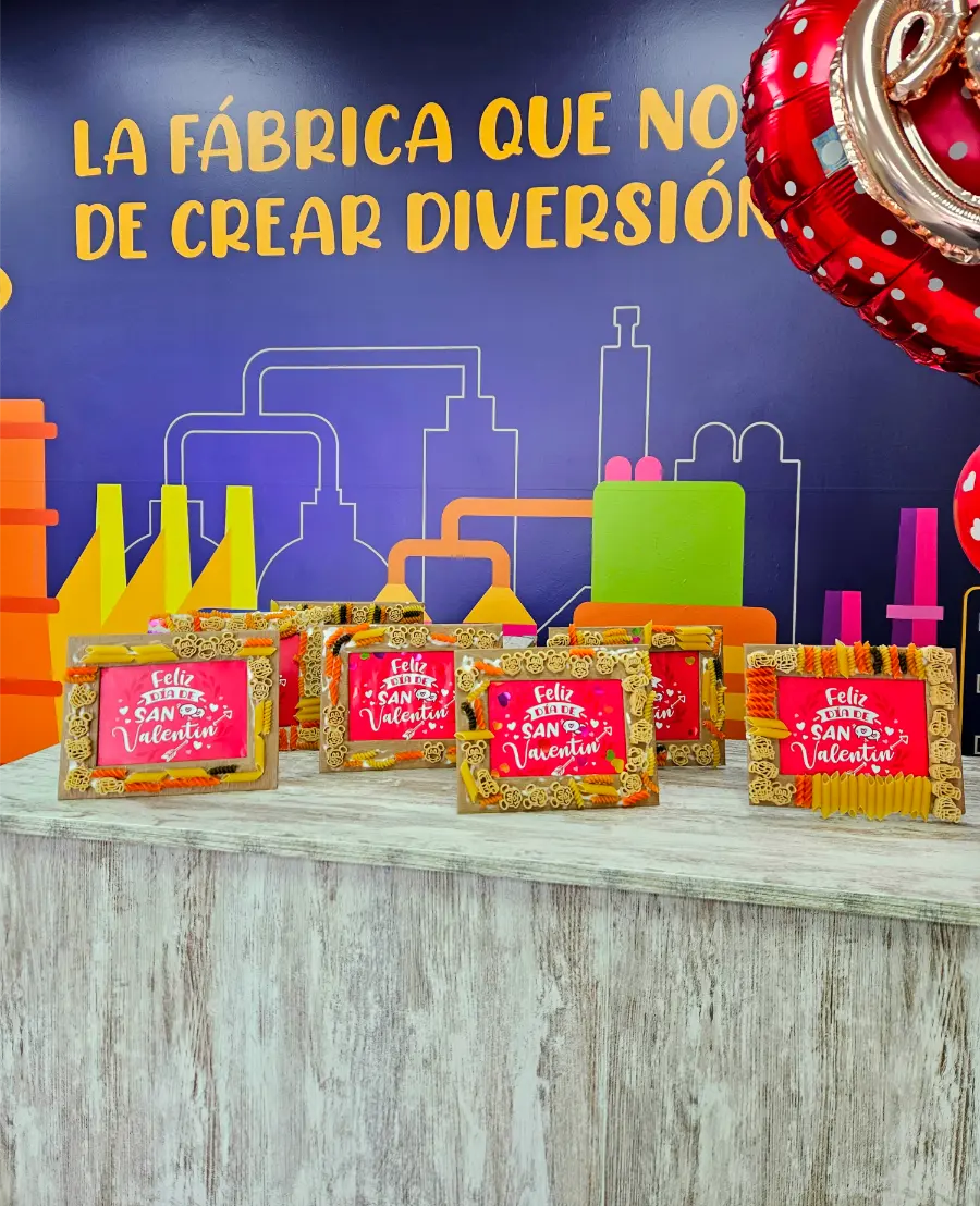 Taller manualidades adaptado edad ninos Pozuelo